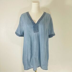 EST. 1946 Light Blue Denim Style Short Sleeve V Neck Top Size L